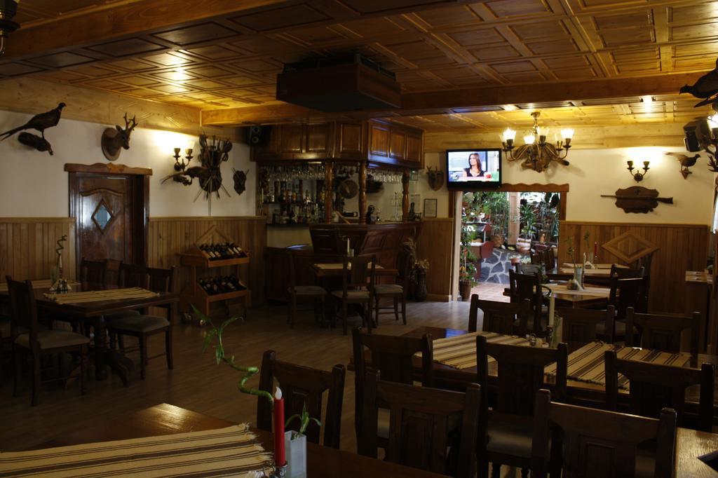 Pension Restaurant Speranta Predeal Exterior foto